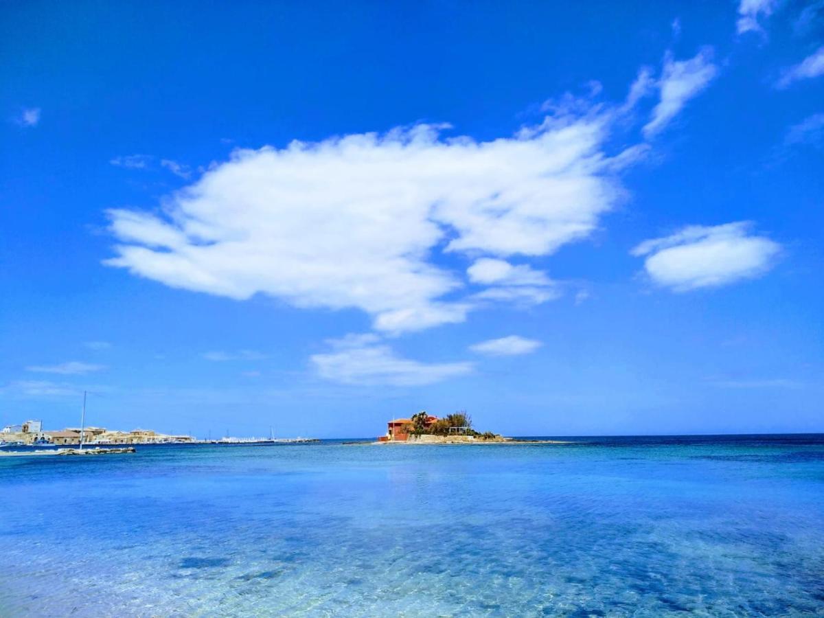 Il Carrubbo, Alloggio In Villa A Marzamemi Exteriör bild